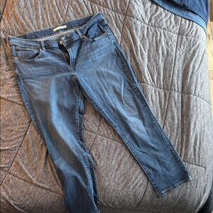 Women's Levi Boyfriend Jeans